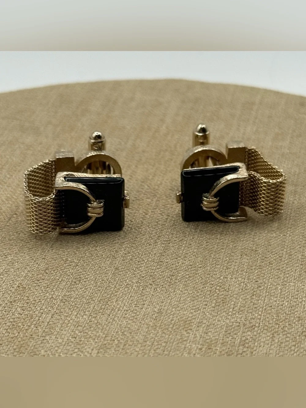 Gold tone and Black onyx Men’s Cufflinks - Classic Buckle Design